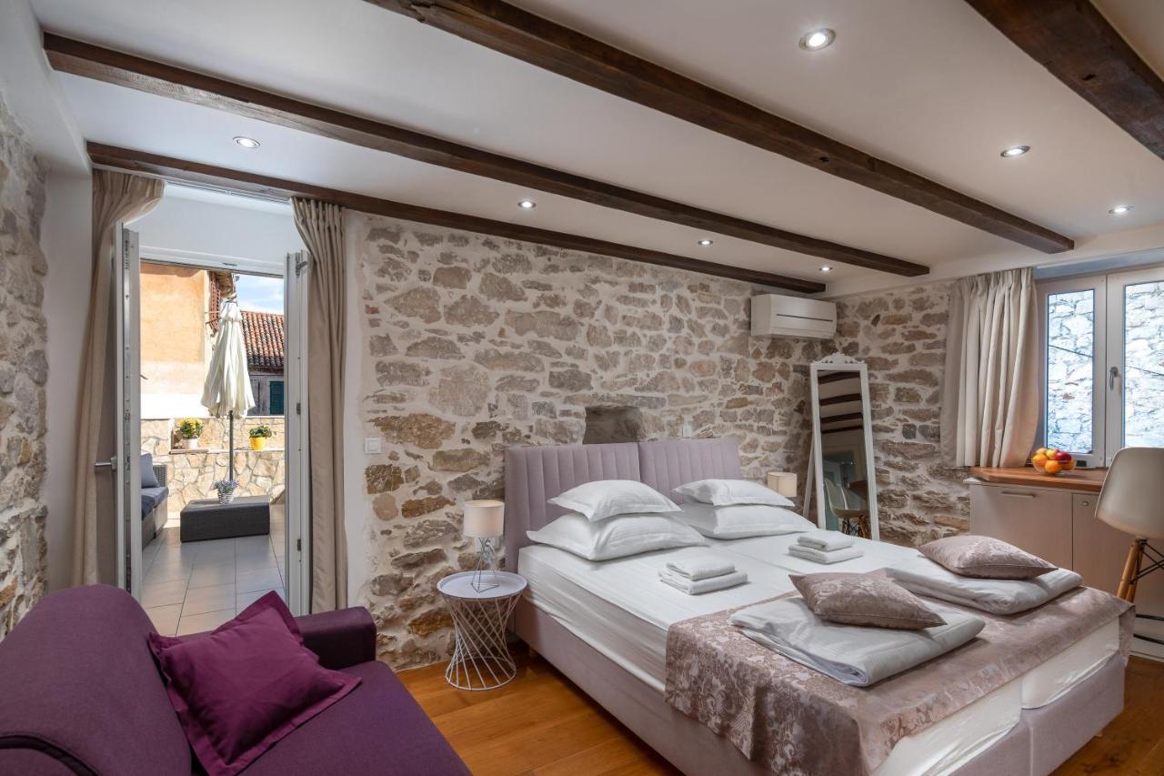 ホテル Awesome Stone House スプリト エクステリア 写真