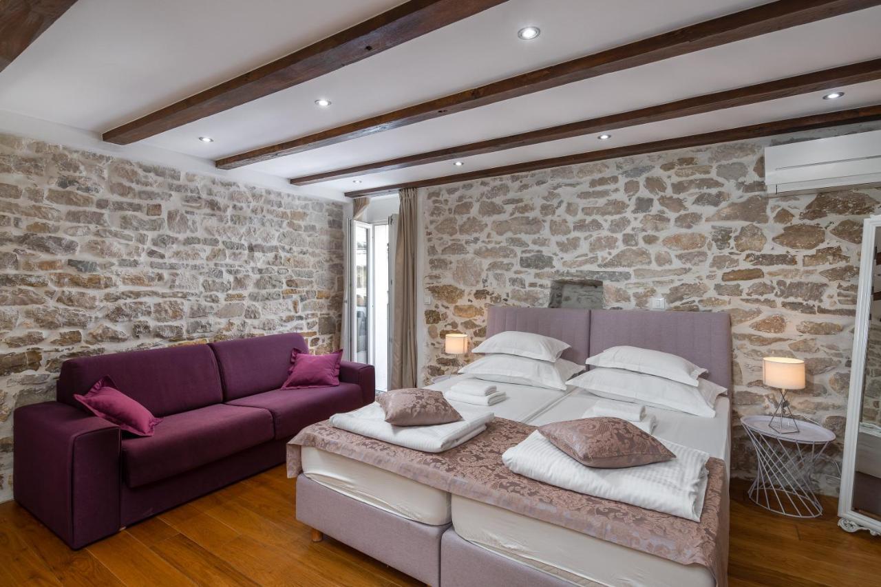 ホテル Awesome Stone House スプリト エクステリア 写真