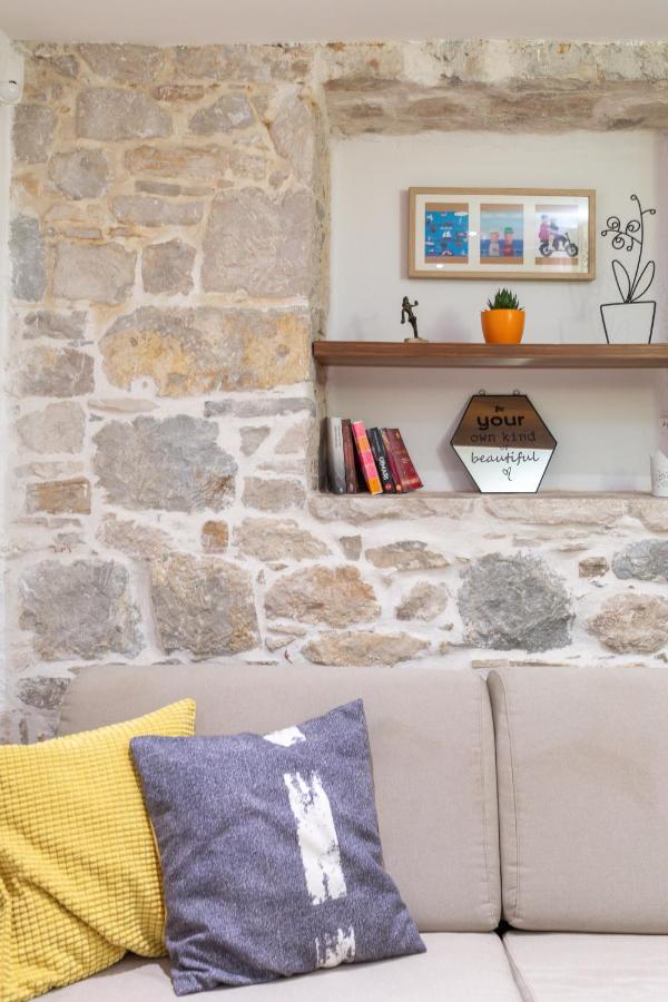 ホテル Awesome Stone House スプリト エクステリア 写真